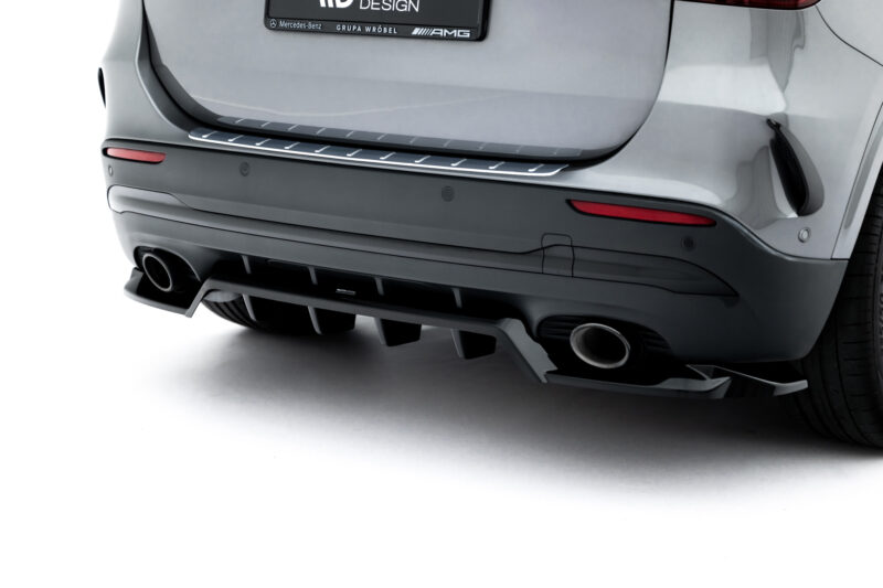 pol_po_Rear-Splitter-with-vertical-bars-Mercedes-AMG-GLA-35-H247-Facelift-23311_1jpg - OPSHOLDERS