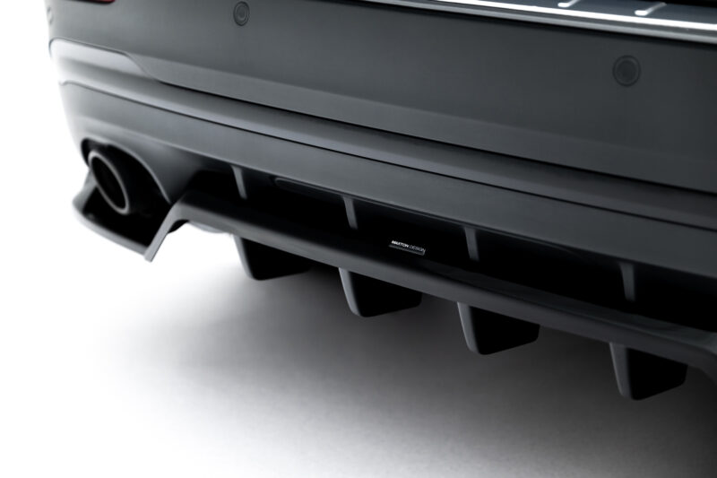 pol_po_Rear-Splitter-with-vertical-bars-Mercedes-AMG-GLA-35-H247-Facelift-23311_2jpg - OPSHOLDERS