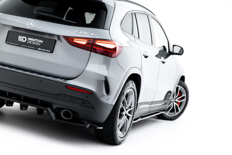 pol_po_Rear-Splitter-with-vertical-bars-Mercedes-AMG-GLA-35-H247-Facelift-23311_6jpg - OPSHOLDERS