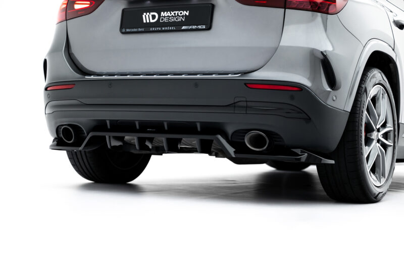 pol_po_Rear-Splitter-with-vertical-bars-Mercedes-AMG-GLA-35-H247-Facelift-23311_8jpg - OPSHOLDERS