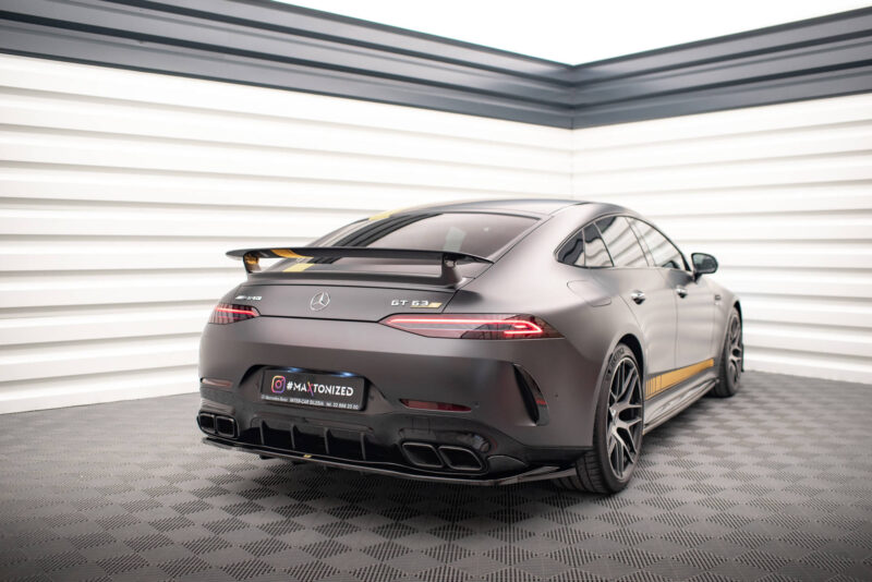 pol_po_Rear-Splitter-with-vertical-bars-Mercedes-AMG-GT-63S-4-Door-Coupe-Aero-X290-17145_6jpg - OPSHOLDERS
