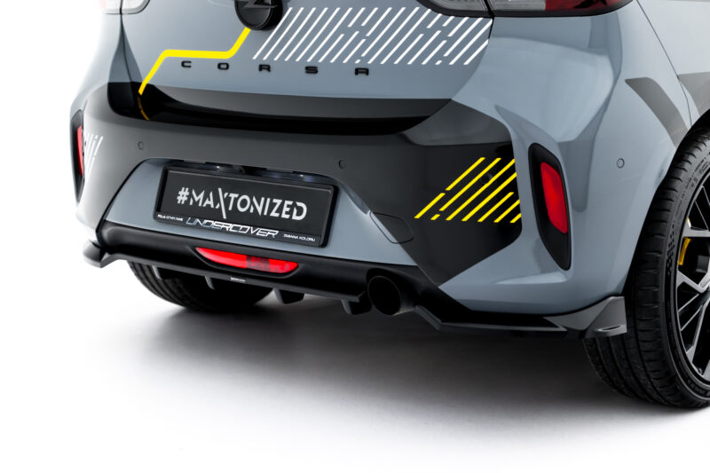 pol_po_Rear-Splitter-with-vertical-bars-Opel-Corsa-F-Facelift-Mk6-Facelift-23613_7jpg - OPSHOLDERS