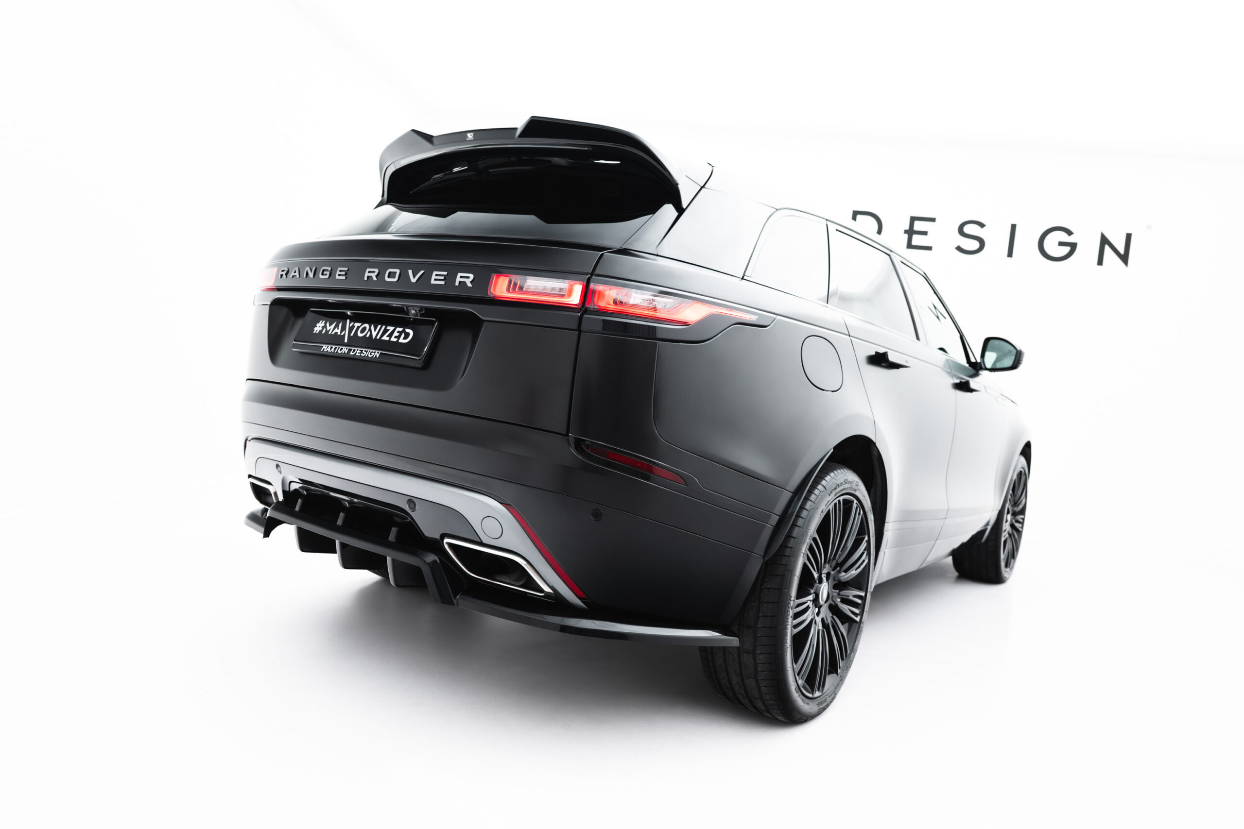 pol_po_Rear-Splitter-with-vertical-bars-V-3-Land-Rover-Range-Rover-Velar-R-Dynamic-Mk1-23393_1jpg - OPSHOLDERS