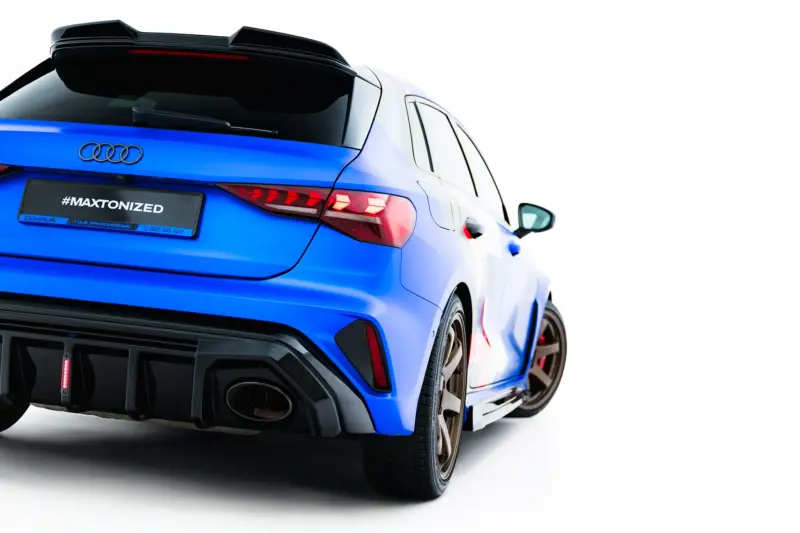 pol_po_Rear-Valance-Audi-RS3-Sportback-8Y-Facelift-Version-with-LED-light-23759_8webp - OPSHOLDERS