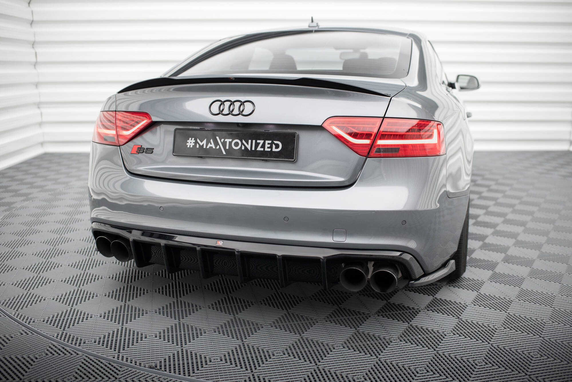 pol_po_Rear-Valance-Audi-S5-A5-S-Line-8T-Facelift-20041_3jpg - OPSHOLDERS