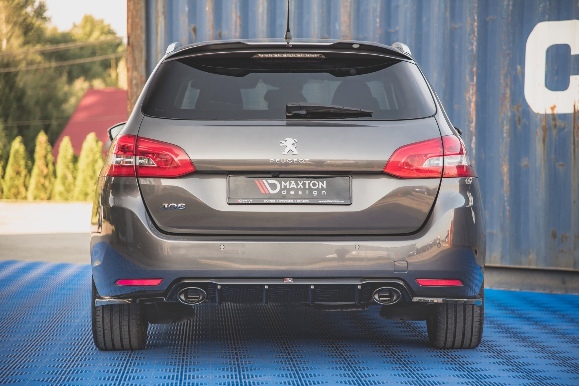 pol_po_Rear-Valance-Exhaust-Ends-Imitation-Peugeot-308-SW-Mk2-12111_4jpg - OPSHOLDERS