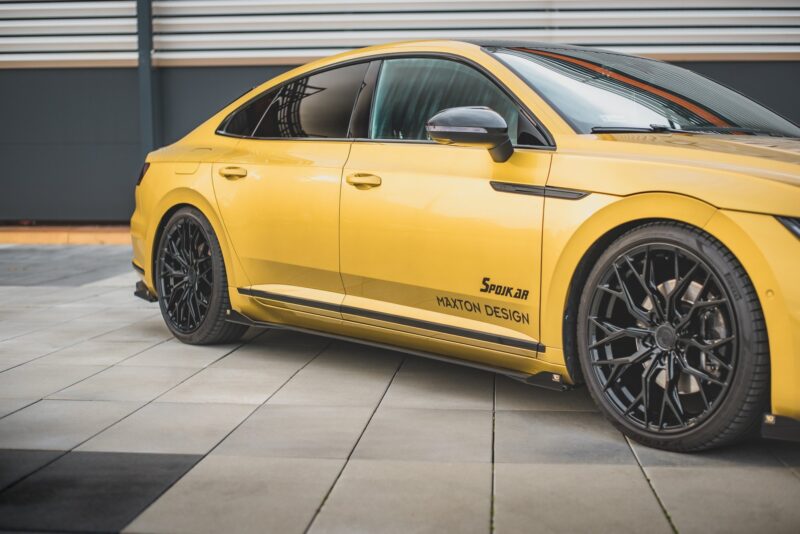 pol_po_Side-Flaps-Volkswagen-Arteon-R-Line-Sedan-Shooting-Brake-Mk1-11335_3jpg - OPSHOLDERS