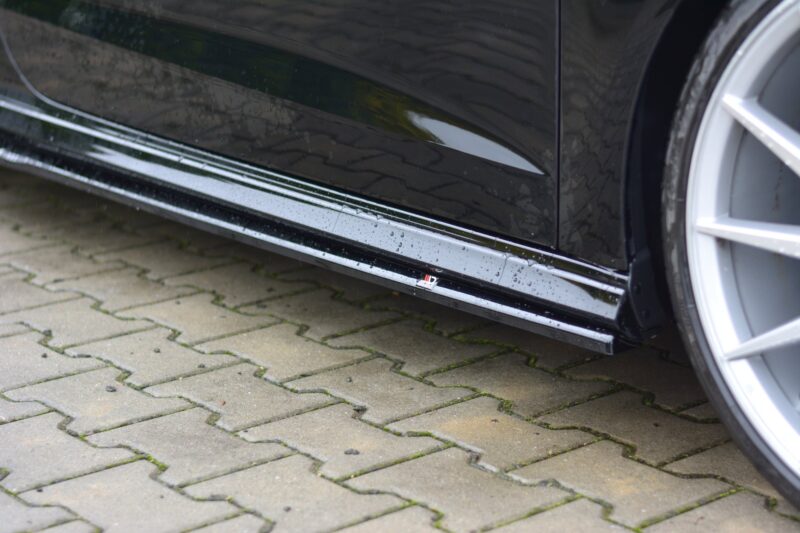 pol_po_Side-Skirts-Diffusers-Audi-S3-A3-S-Line-Hatchback-8V-8V-Facelift-7768_3jpg - OPSHOLDERS