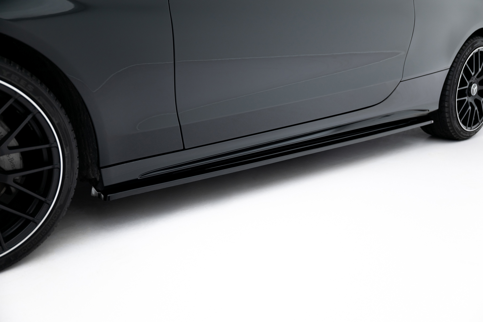 pol_po_Side-Skirts-Diffusers-Mercedes-Benz-C-Coupe-AMG-Line-C205-7386_3jpg - OPSHOLDERS