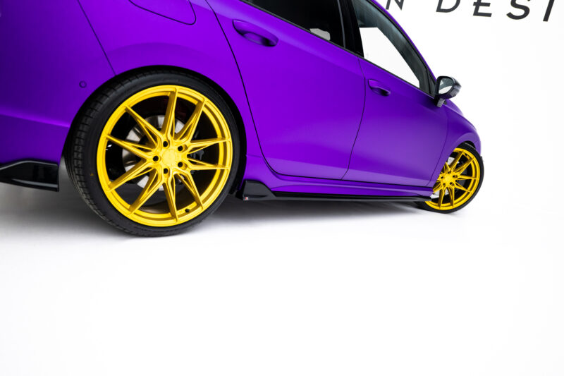 pol_po_Side-Skirts-Diffusers-V-4-Volkswagen-Golf-R-Hatchback-Mk8-Mk8-Facelift-22990_2jpg - OPSHOLDERS