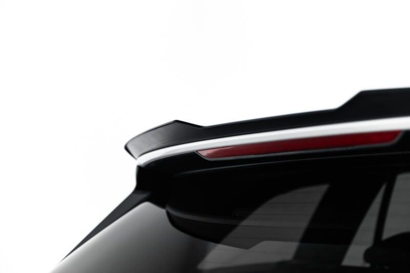 pol_po_Spoiler-Cap-Volkswagen-Golf-R-Variant-Mk8-Mk8-Facelift-23532_2jpg - OPSHOLDERS