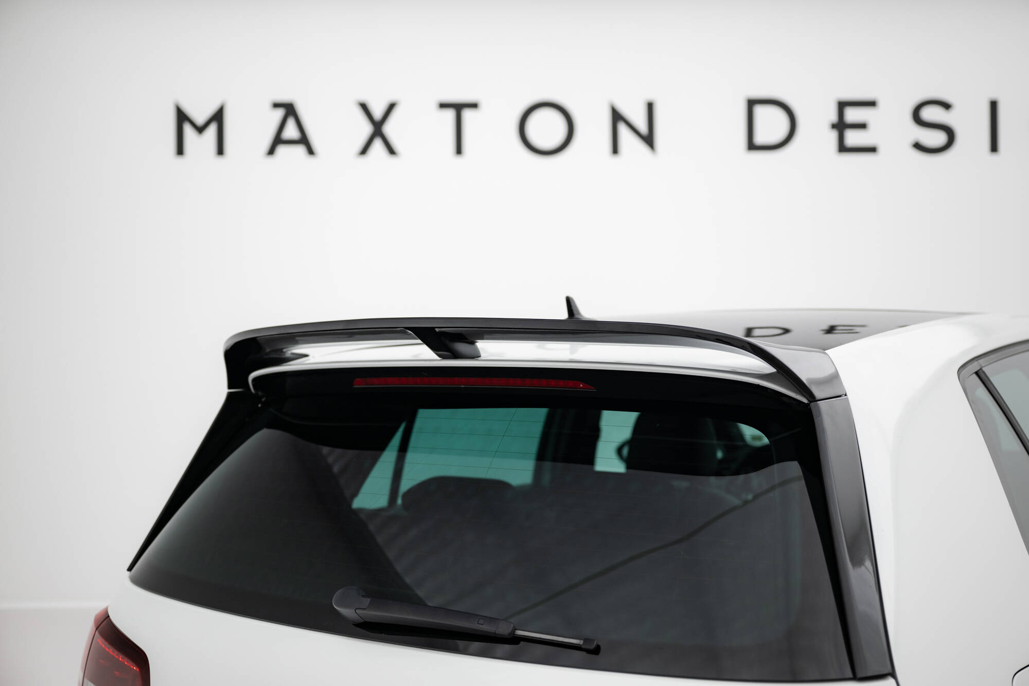 pol_po_Spoiler-Volkswagen-Golf-R-R-Line-GTI-GTD-Mk7-Mk7-Facelift-22212_4jpg - OPSHOLDERS