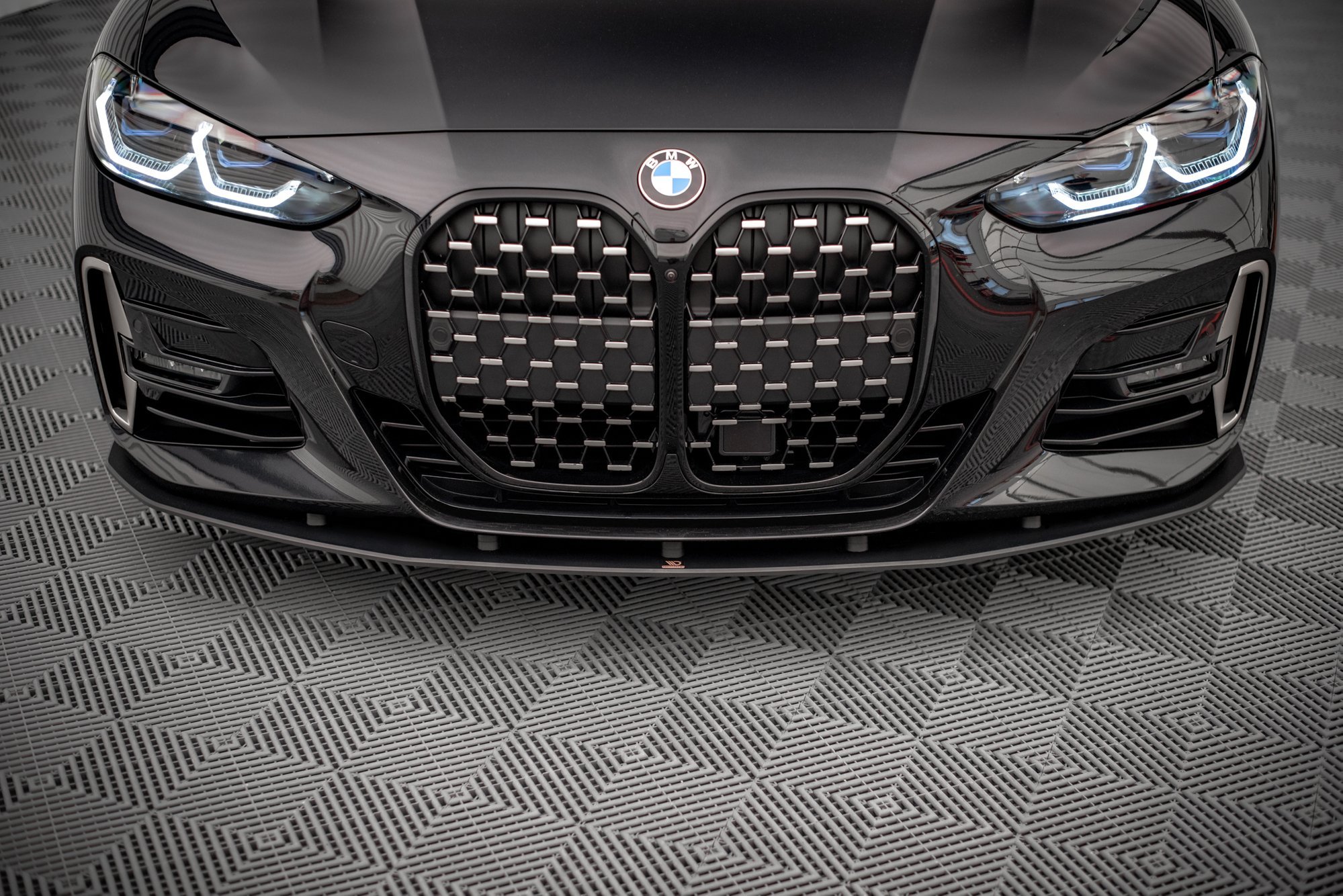pol_po_Street-Pro-Front-Splitter-BMW-4-M-Pack-M440i-G22-G23-G22-Facelift-G23-Facelift-13537_1jpg - OPSHOLDERS