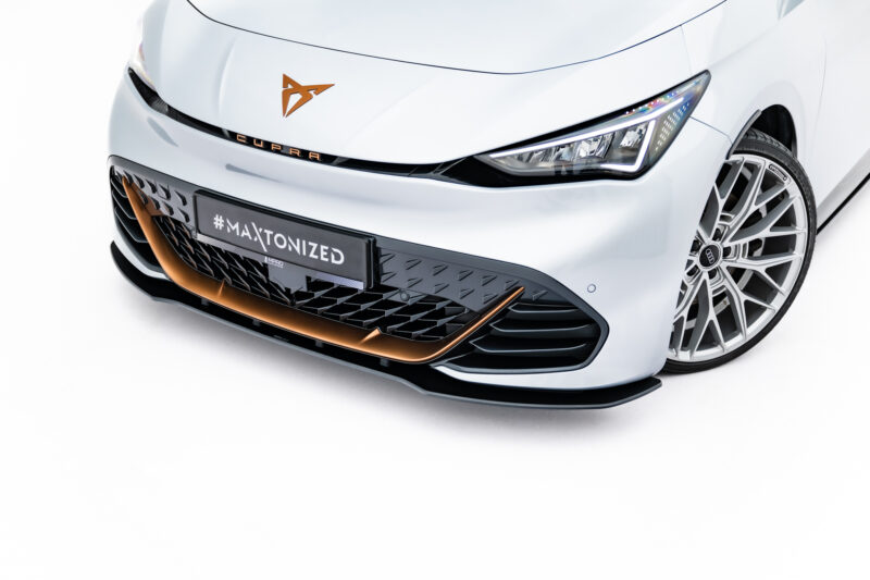 pol_po_Street-Pro-Front-Splitter-Cupra-Born-Mk1-23569_6jpg - OPSHOLDERS