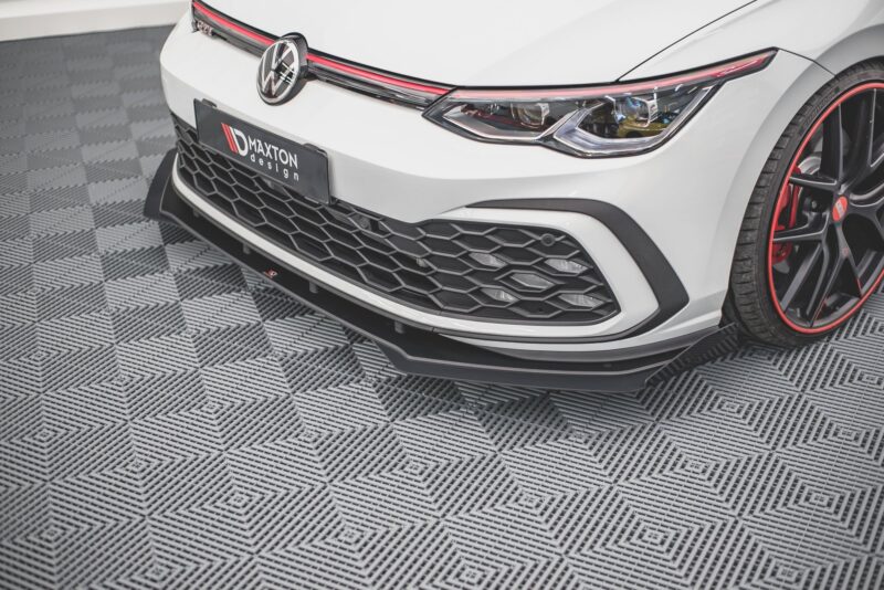pol_po_Street-Pro-Front-Splitter-Flaps-Volkswagen-Golf-GTI-GTE-GTD-R-Line-Mk8-12234_1jpg - OPSHOLDERS
