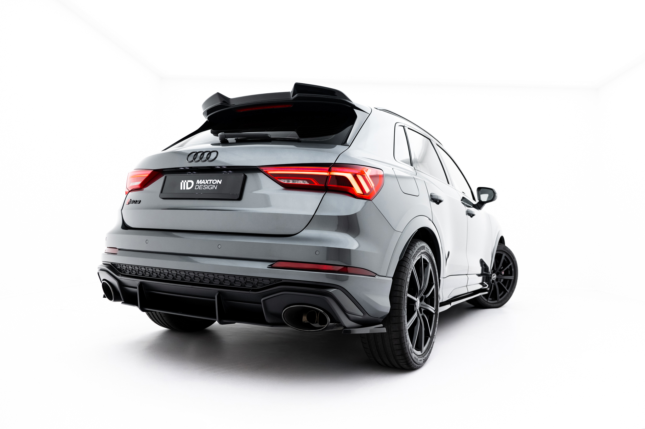 pol_po_Street-Pro-Rear-Diffuser-Audi-RSQ3-Sportback-SUV-F3-23627_5jpg - OPSHOLDERS