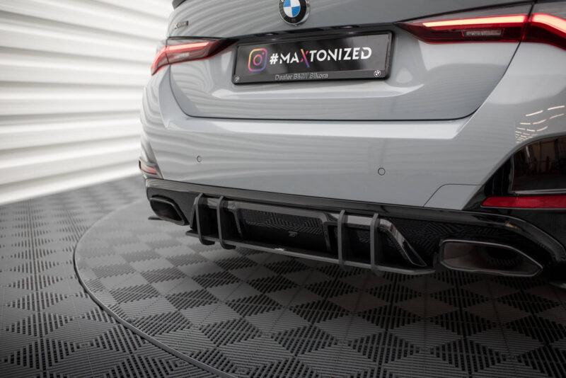 pol_po_Street-Pro-Rear-Diffuser-BMW-4-Gran-Coupe-M440i-G26-20000_7jpg - OPSHOLDERS