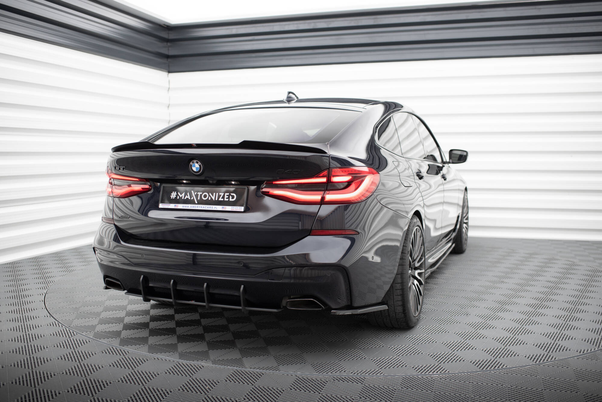 pol_po_Street-Pro-Rear-Diffuser-BMW-6-GT-M-Pack-G32-18865_2jpg - OPSHOLDERS