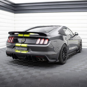 Maxton Design Street Pro Rear Diffuser Ford Mustang GT Mk6 Roush Performance FOMU6GTCNC-RS1B+BRBI