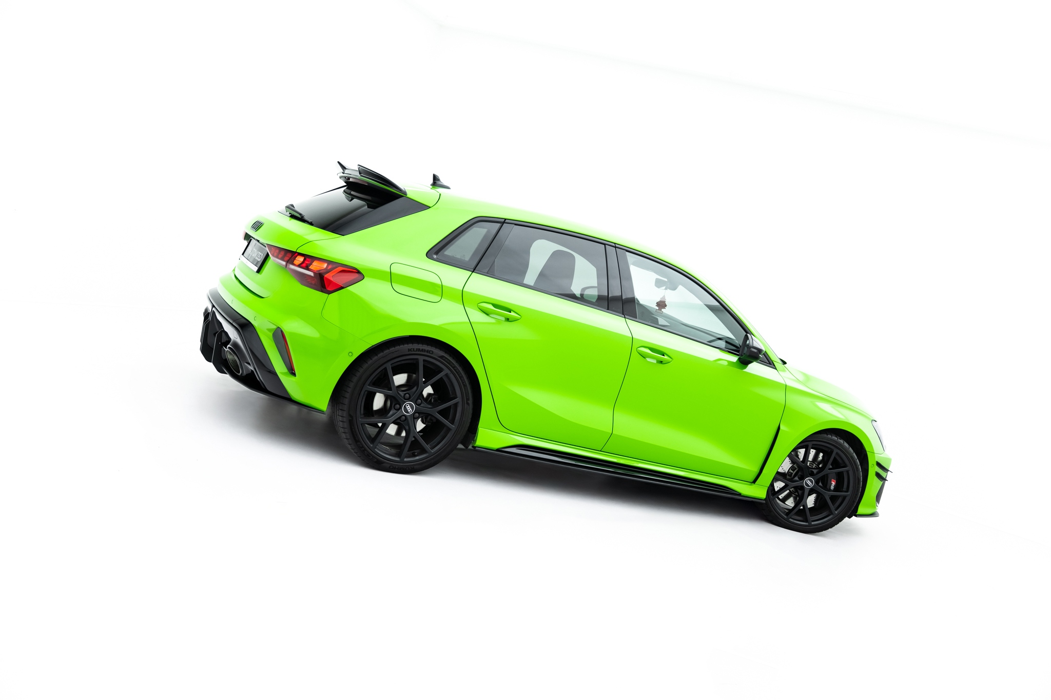 pol_po_Street-Pro-Side-Skirts-Diffusers-Audi-RS3-Sportback-8Y-Facelift-23431_6jpg - OPSHOLDERS