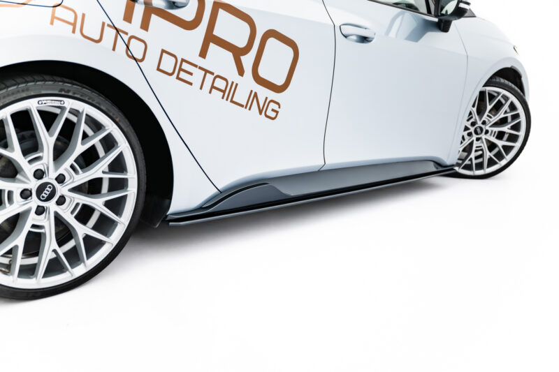 pol_po_Street-Pro-Side-Skirts-Diffusers-Cupra-Born-Mk1-23580_2jpg - OPSHOLDERS