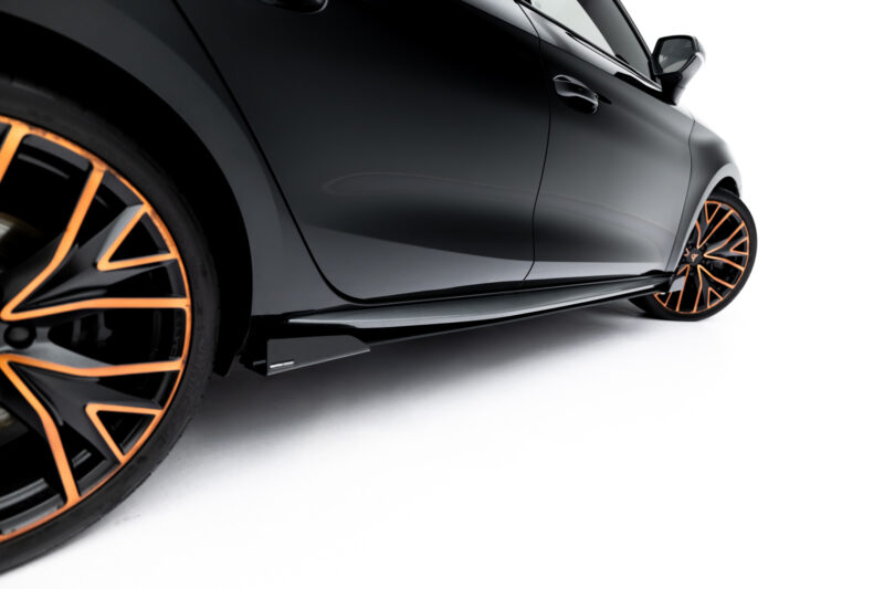 pol_po_Street-Pro-Side-Skirts-Diffusers-Flaps-Cupra-Leon-ST-Hatchback-Aero-Mk1-Mk1-Facelift-23328_6jpg - OPSHOLDERS