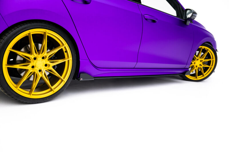 pol_po_Street-Pro-Side-Skirts-Diffusers-Flaps-Volkswagen-Golf-R-Hatchback-Mk8-Mk8-Facelift-23057_1jpg - OPSHOLDERS