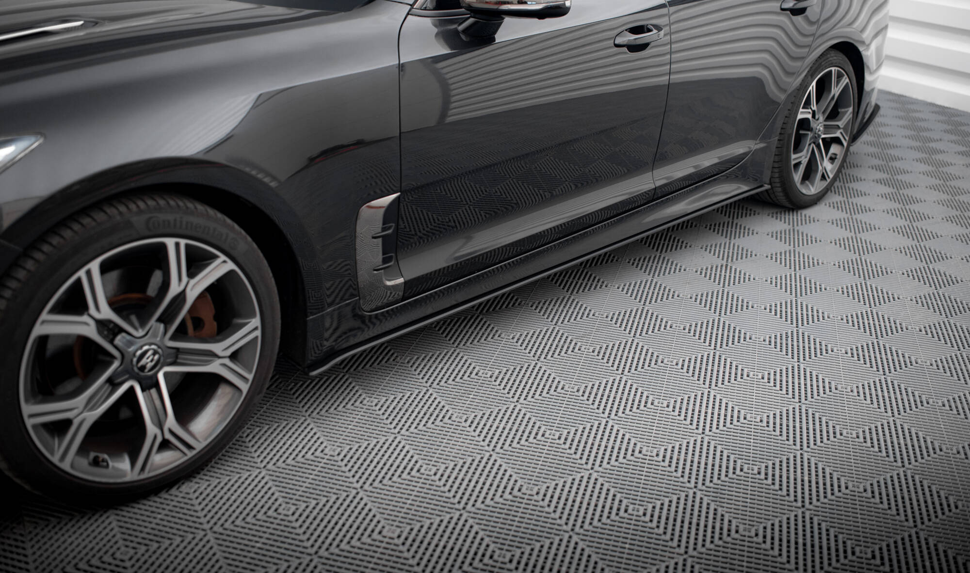 pol_po_Street-Pro-Side-Skirts-Diffusers-Kia-Stinger-GT-GT-Line-Standard-Mk1-20086_2jpg - OPSHOLDERS