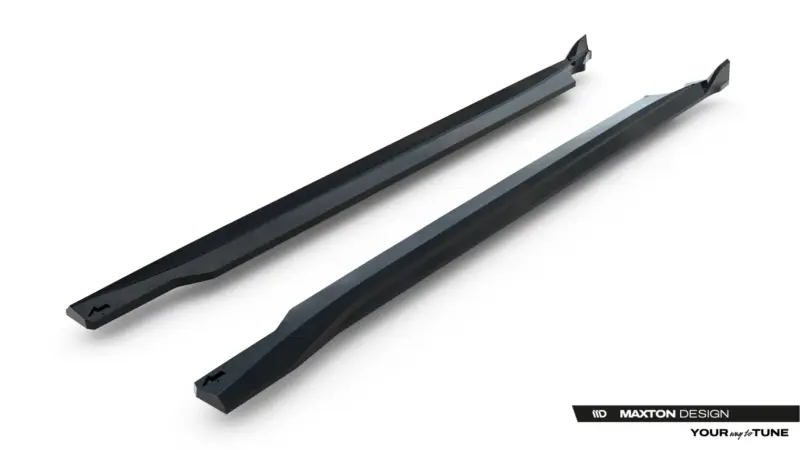 Two black roof crossbars with end caps, shown diagonally on a white background (Maxton Design product).