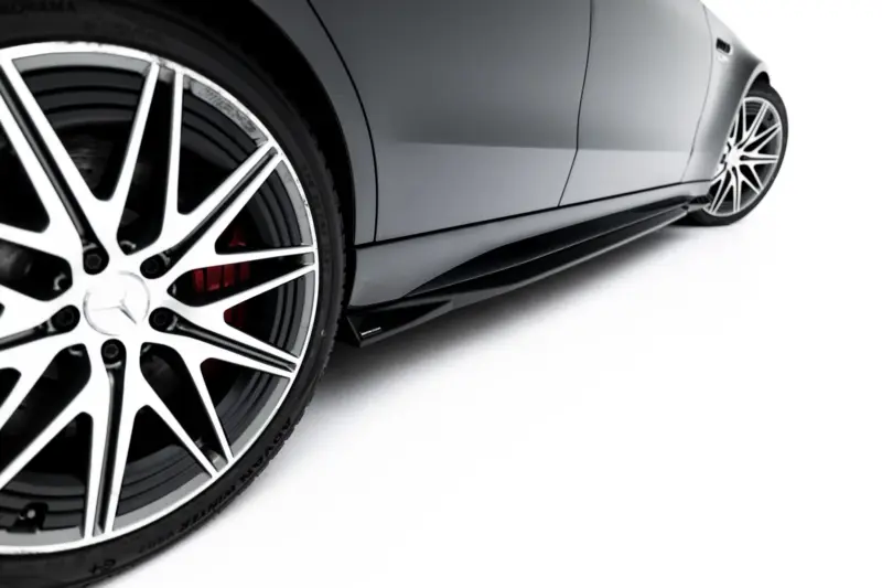 pol_po_Side-Skirts-Diffusers-Mercedes-AMG-C63-Sedan-Estate-W206-S206-23827_1webp - OPSHOLDERS