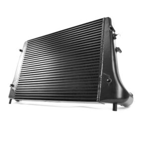 55037178873_5e0bb1c754_kjpg - OPSHOLDERS Car radiator with black finned core and plastic end tanks on a white background.