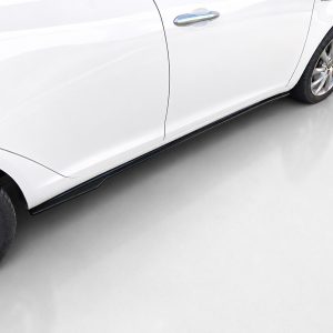 Side view of a white car showing doors, chrome handle, and alloy wheels in a clean setting: informative image of a vehicle side profile.