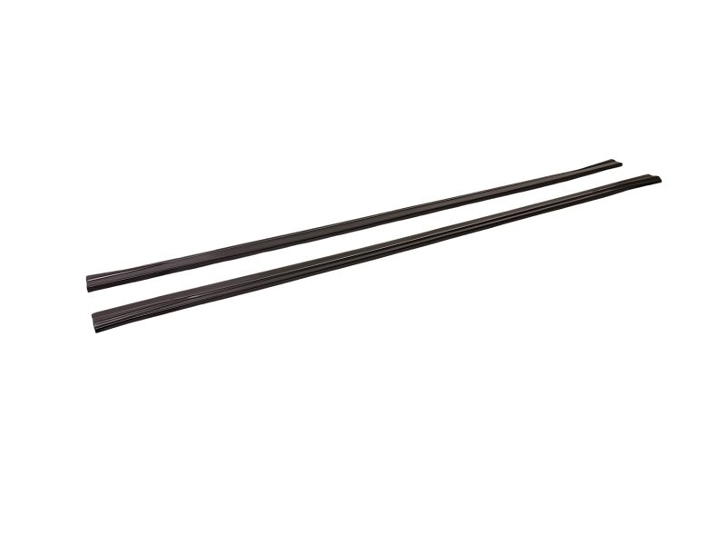 K192-002_5jpg - OPSHOLDERS Pair of black chopsticks lying diagonally across a white background