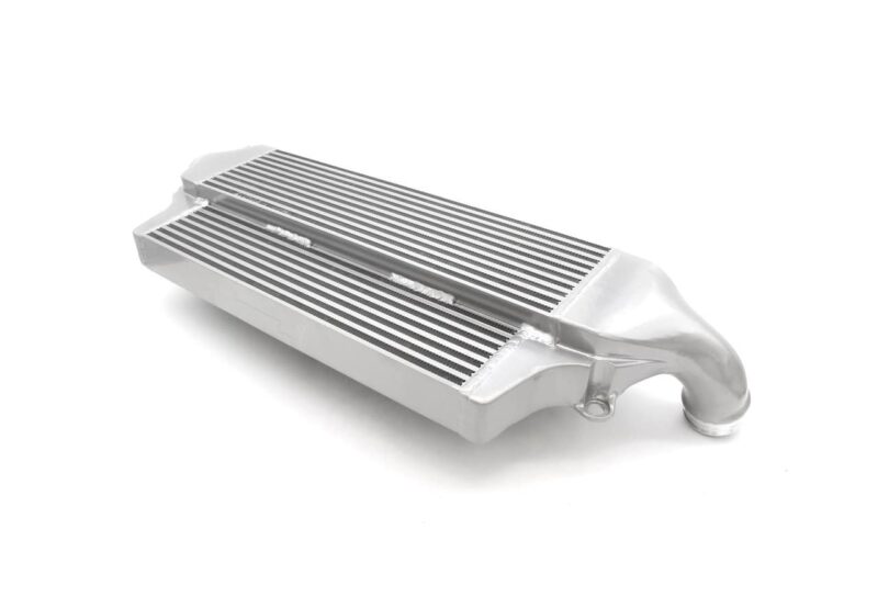 VWR143000_3-1jpg - OPSHOLDERS Aluminum car intercooler with a finned core and side inlet pipe.