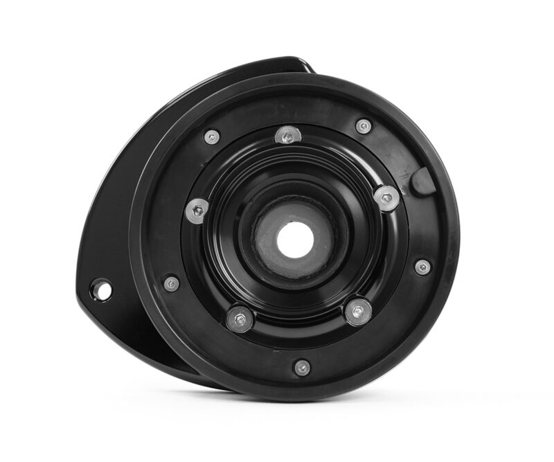 VWR430000_8jpg - OPSHOLDERS Black circular automotive component with bolts around a central bore, likely a wheel hub or mounting flange.