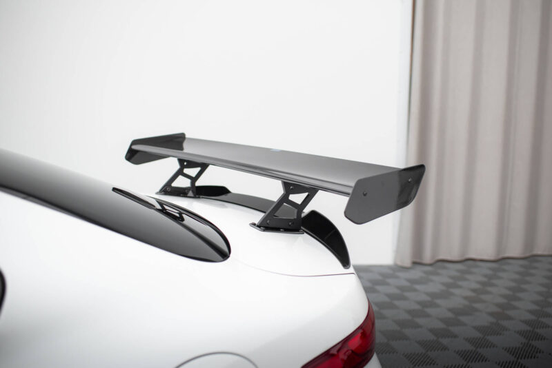 pol_po_Carbon-Spoiler-suitable-for-Alfa-Romeo-Giulia-Quadrifoglio-21085_17jpg - OPSHOLDERS
