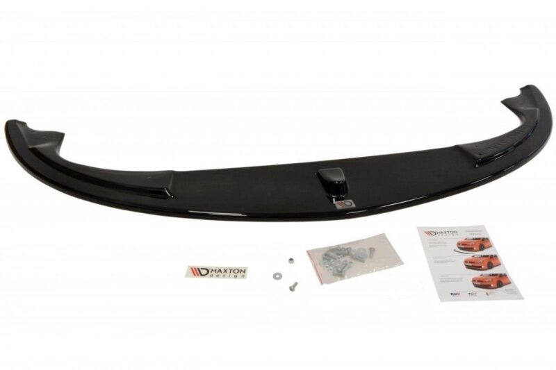 pol_po_FRONT-SPLITTER-suitable-for-Alfa-Romeo-147-GTA-621_5jpg - OPSHOLDERS Glossy black curved car spoiler with mounting hardware and installation kit laid out nearby (Maxton Design).
