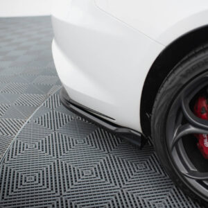 pol_po_Rear-Side-Splitters-suitable-for-Alfa-Romeo-Giulia-Quadrifoglio-21050_3jpg - OPSHOLDERS