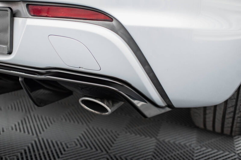 pol_po_Rear-Valance-suitable-for-Opel-Astra-GTC-OPC-Line-J-Version-with-single-exhausts-on-both-sides-20908_6jpg - OPSHOLDERS