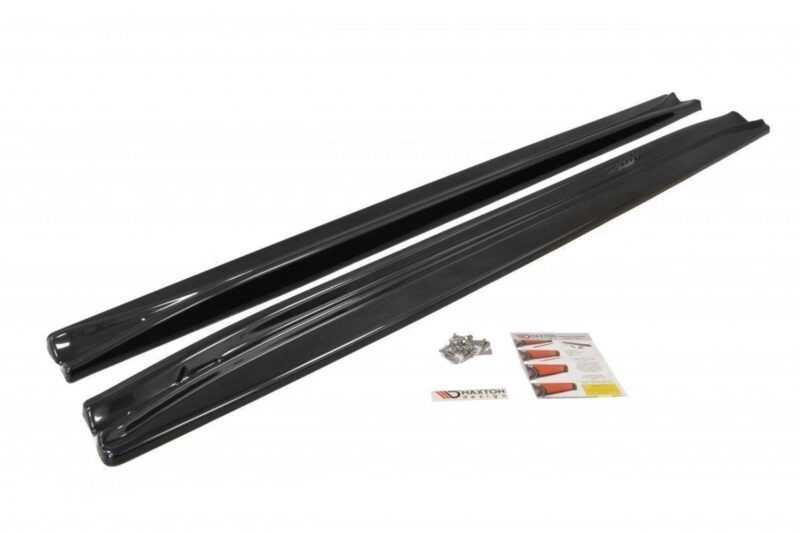 pol_po_Side-Skirts-Diffusers-suitable-for-Alfa-Romeo-Brera-78_5jpg - OPSHOLDERS Pair of glossy black car side skirts with mounting hardware and installation instructions nearby