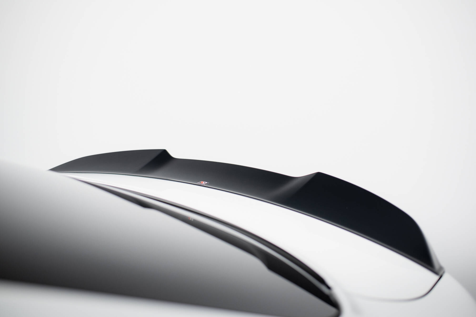 pol_po_Spoiler-Cap-3D-suitable-for-Alfa-Romeo-Giulia-21048_2jpg - OPSHOLDERS