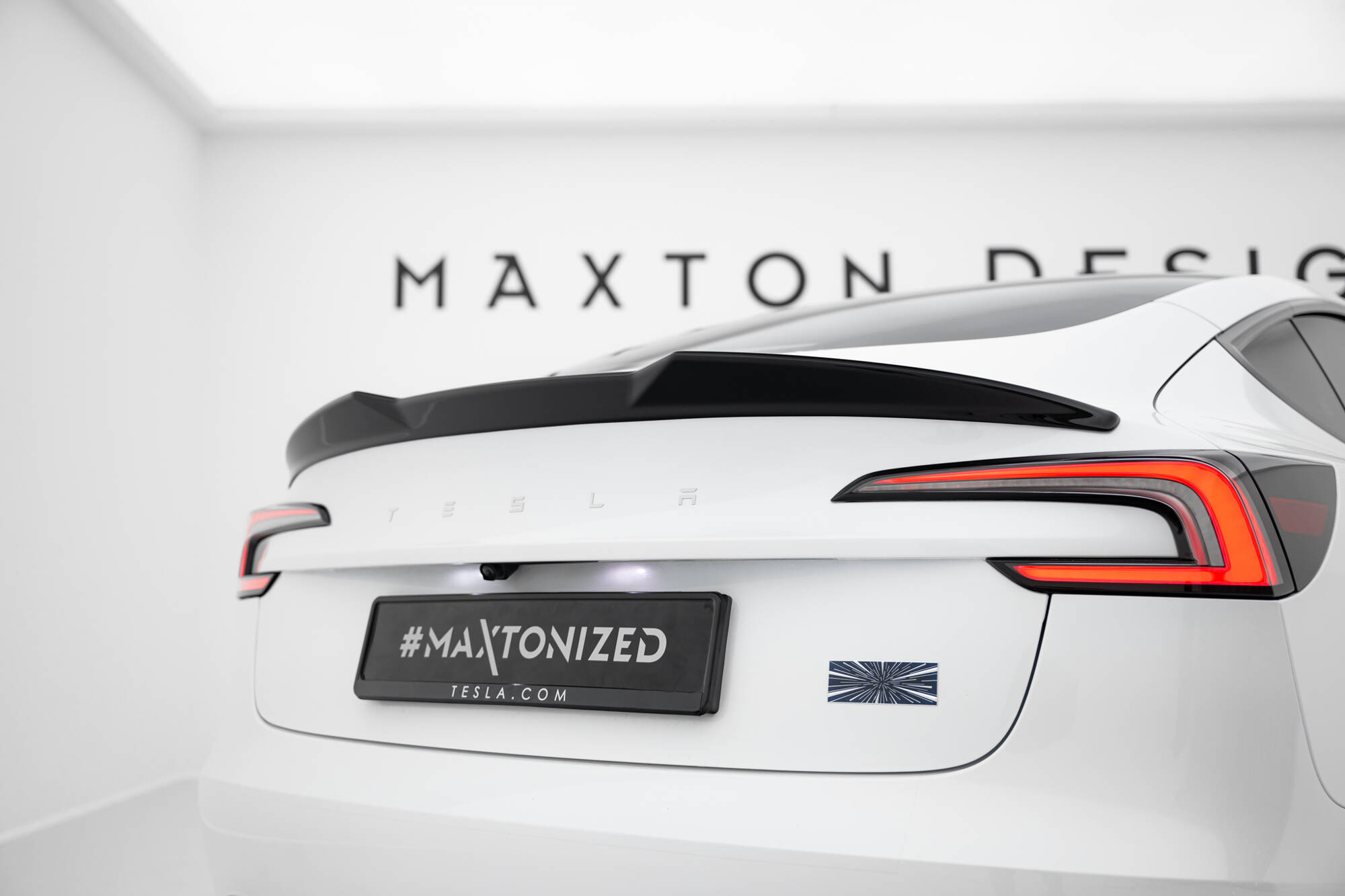 pol_po_Spoiler-Cap-3D-suitable-for-Tesla-Model-3-Performance-Mk1-Facelift-21816_2jpg - OPSHOLDERS